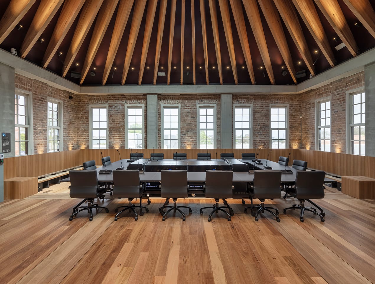 EP110 Blackbutt 136 | The Boot Factory, Bondi Junction NSW